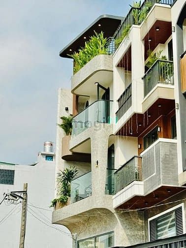 Nhà phố Gò Vấp 51m² giá 9.5 tỷ - Full nội thất, thang máy, xe hơi vào tận nhà!