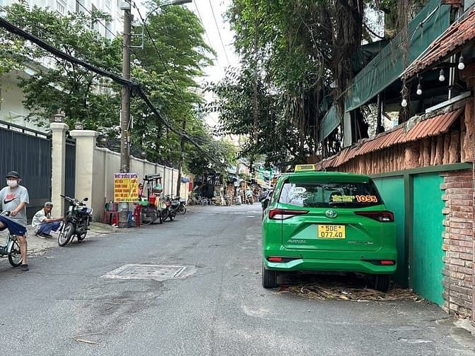 Bán nhà 7 tầng hẻm 656 Quang Trung, 720m², 24 tỷ - Thiết kế hiện đại, sẵn sàng ở ngay!