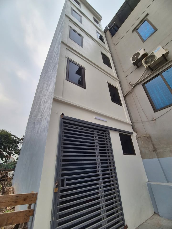 Nhà riêng Tây Tựu, Bắc Từ Liêm 40m² giá 7 tỷ - Ô tô đỗ, Full nội thất