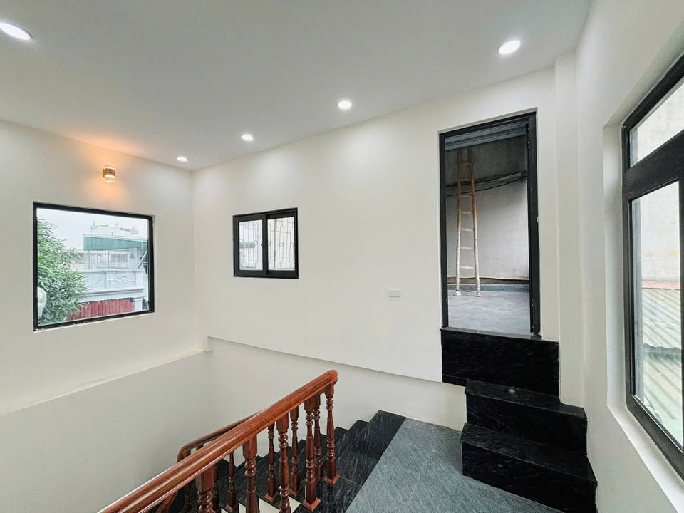 Nhà 3 tầng tại phường Tân Sơn, Thanh Hóa - Giá chỉ 5 tỷ - Sống tiện nghi ngay trung tâm!