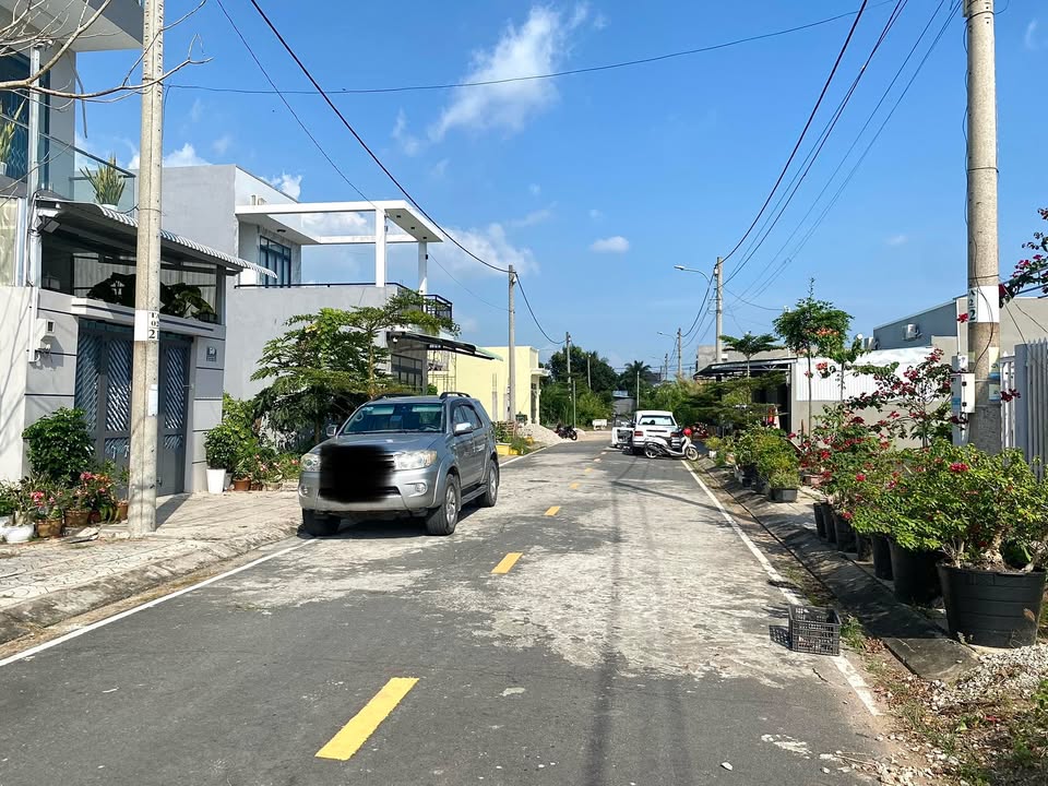 Đất nền KDC Tràng An Bạc Liêu 87.75m² giá 700 triệu - Hướng Nam, thổ cư 100%!