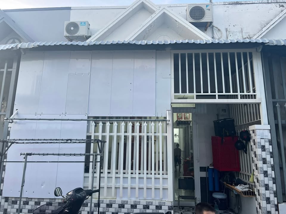 Nhà cấp 4 khu phố Tân Tạo, Bạc Liêu 72m² giá thỏa thuận - Sổ đỏ chính chủ, an ninh tốt!