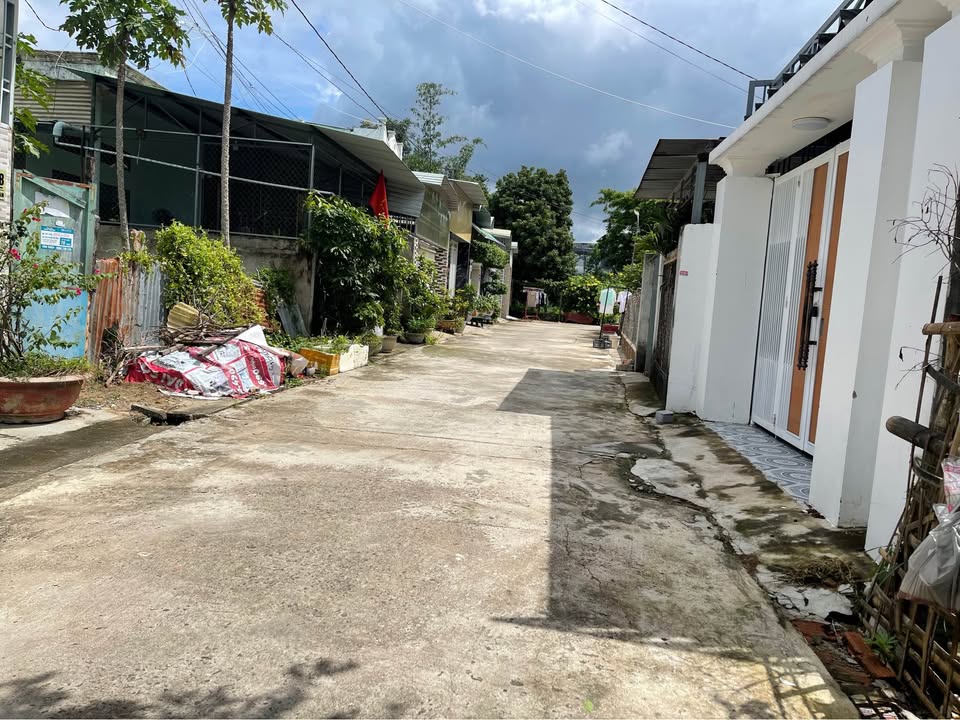 Đất nền đường Bế Văn Đàn, phường Trường Chinh, TP Kon Tum 800m² - Vị trí đắc địa gần sân vận động