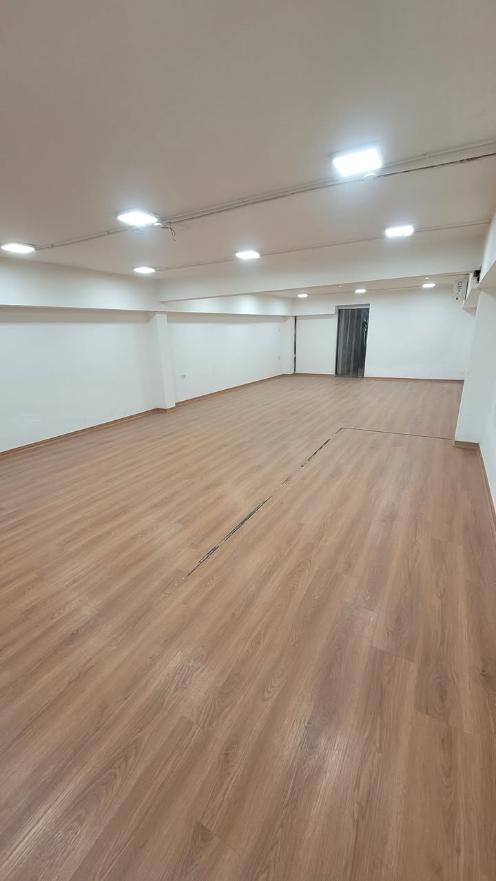 Nhà cho thuê tại Thanh Xuân 110m² giá 70 triệu - Vị trí đắc địa gần văn phòng
