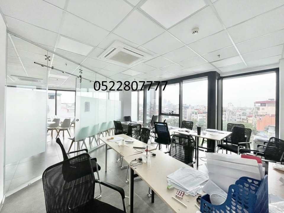 Văn phòng cho thuê Trần Đăng Ninh Cầu Giấy 160m² giá 25 triệu - Không gian làm việc lý tưởng!