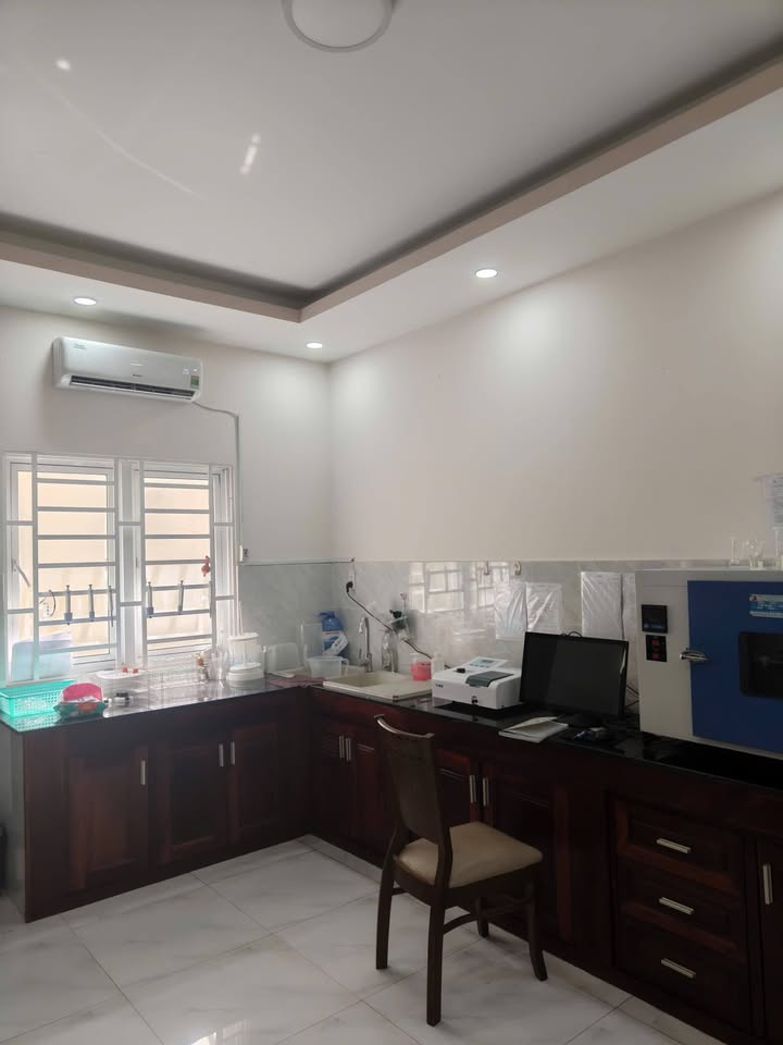 Bán nhà townhouse Ecolakes Vườn Thiên Đàng 1 140m² giá 3.3 tỷ - Sổ đỏ chính chủ, hoàn thiện ngay!