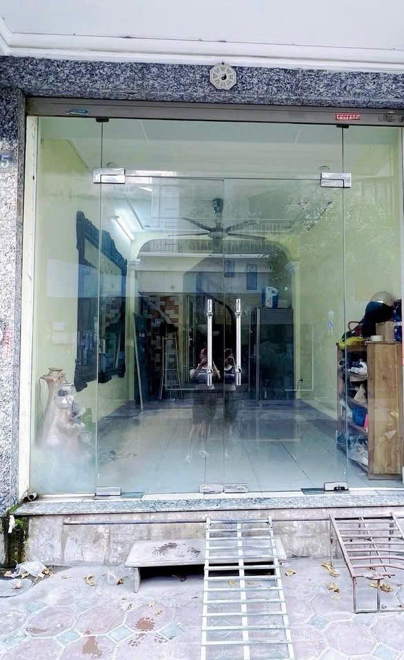 Cho thuê mặt bằng kinh doanh 32m² tại Chùa Quỳnh, Hai Bà Trưng - Giá chỉ 12 triệu/tháng!