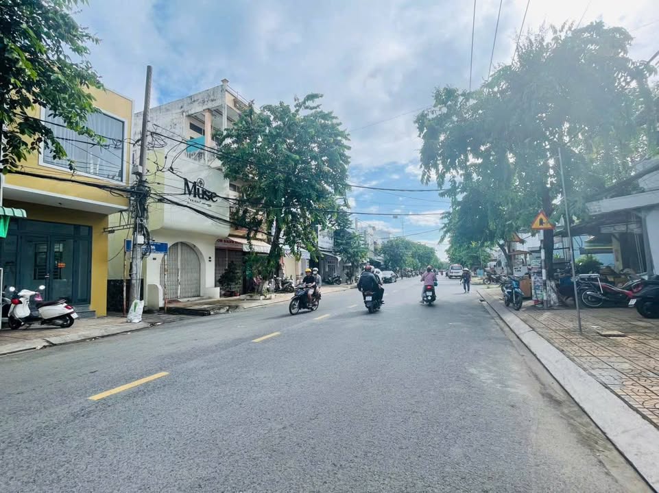 Cho thuê nhà mặt tiền đường Phạm Ngũ Lão, Q. Ninh Kiều 13.69m² - Phù hợp kinh doanh đa dạng