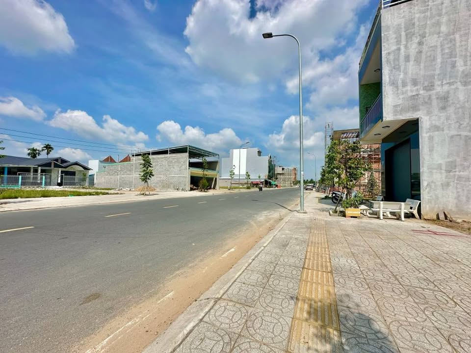 Bán đất mặt tiền đường D7, phường Trung An, 115m² - Chính chủ, sổ hồng sang tên ngay!