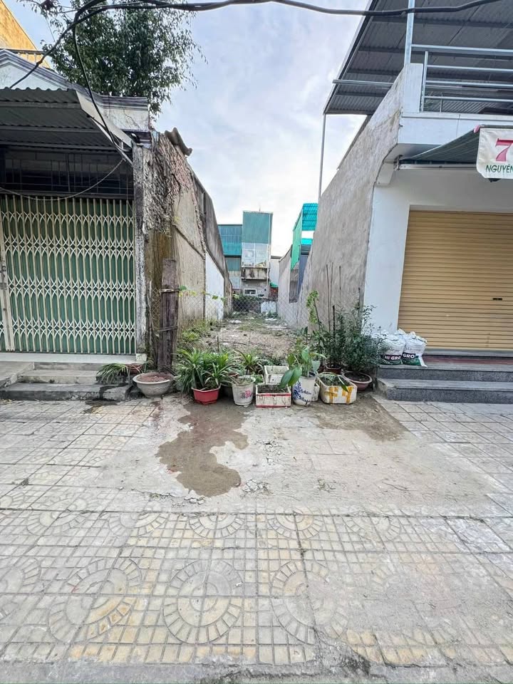 Nhà phường Tân Sơn Thanh Hóa 86m² giá 3 tỷ - Hàng hiếm gần chợ Tây Thành!