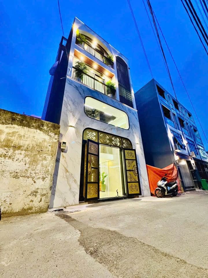 Nhà phố Gò Vấp 42.4m² giá 8.X tỷ - Sổ hồng riêng, hiện đại, full nội thất!