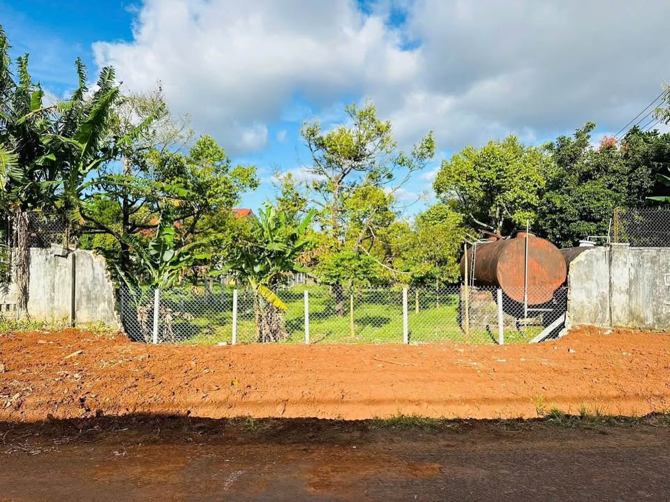 Đất nền thổ cư nở hậu kiểu chữ L tại đường Nguyễn Siêu, Gia Lai - Giá chỉ 1.3 tỷ!