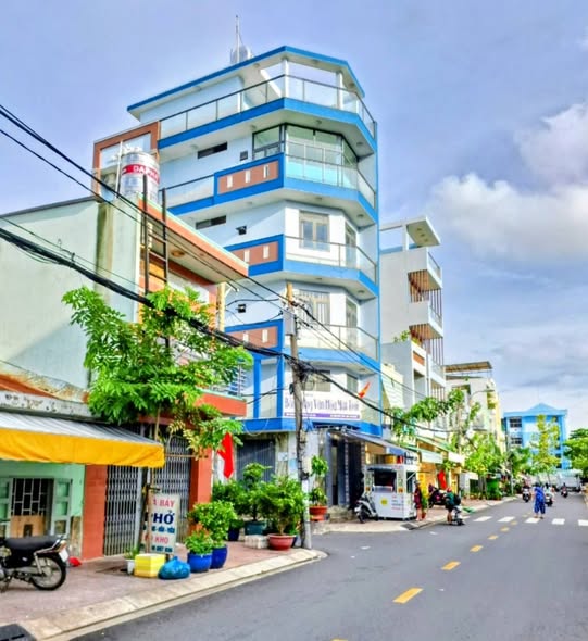 Nhà riêng Bông Sao, Q.8 - 91m² giá 6.7 tỷ - Lô góc 2 mặt hẻm xe hơi!