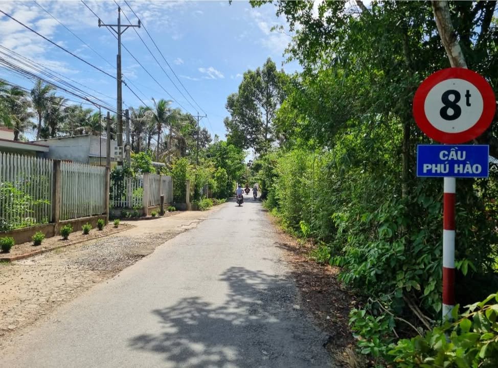 Đất thổ cư Phú Hưng Bến Tre 102m² giá 568 triệu - Sổ hồng chính chủ!