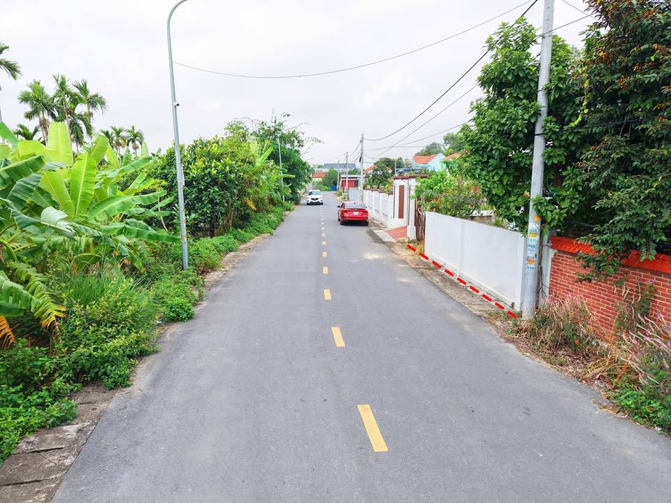 Đất nền mặt đường nhựa Liên Khê, Lưu Kiếm, 80m² chỉ 1,1 tỷ - Cơ hội đầu tư hấp dẫn!