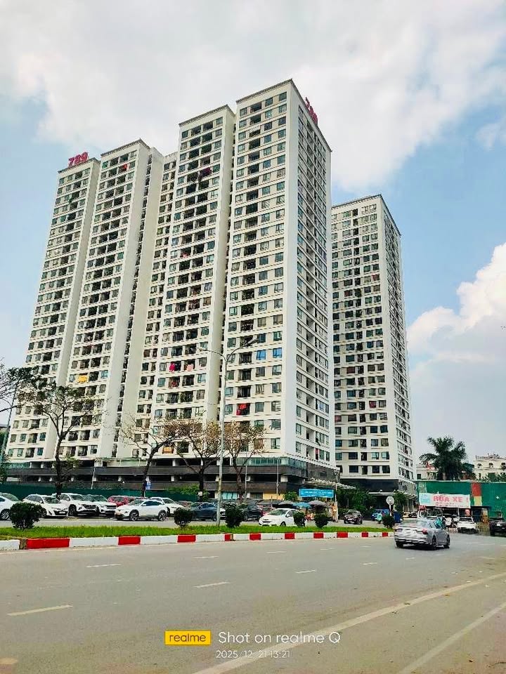 Căn hộ Chung cư 789 Xuân Đỉnh 78m² giá 8 tỷ - Sổ đỏ chính chủ, view thoáng đãng!