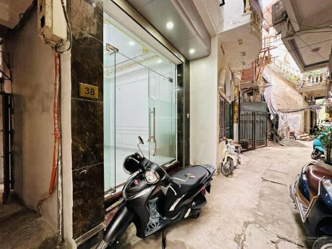 Nhà 5 tầng Văn Hương Đống Đa 13m² giá 1,68 tỷ - Thiết kế tối ưu, sẵn sàng ở ngay!