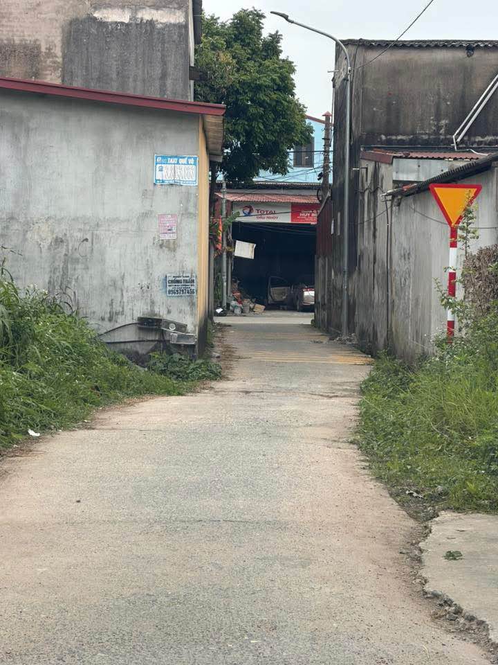 Đất thổ cư Lạc Xá, Quế Võ 92m² chỉ 1 tỷ - Tặng nhà cấp 4 mới xây!