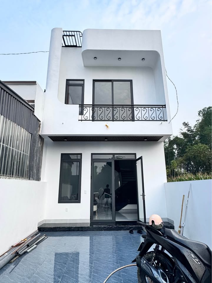 Nhà 2 tầng Thịnh Đán Thái Nguyên 100m² giá 2.79 tỷ - Chính chủ bán gấp!