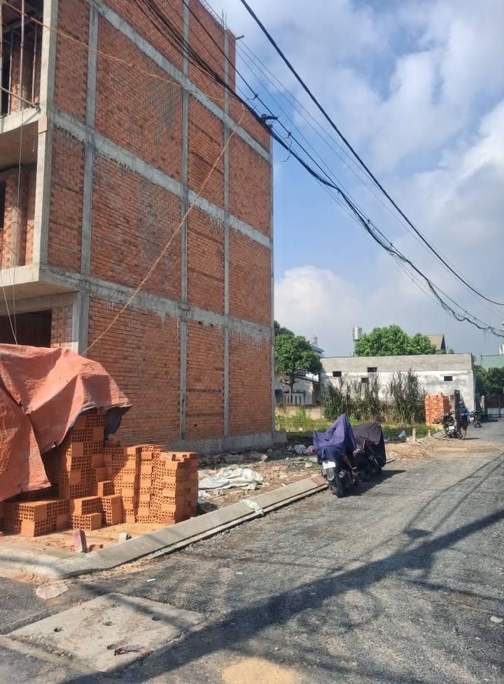 Đất nền 180m² hẻm 94 Vườn Lài, Q12 - Giá chỉ 13.8 tỷ, pháp lý rõ ràng!