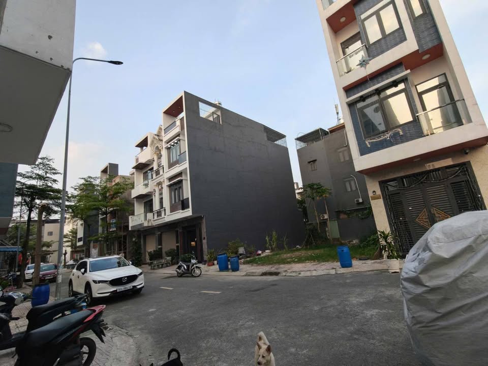 Đất thổ cư Thuận Giao 62m² giá 3 tỷ - Vị trí thuận lợi gần chợ đêm!