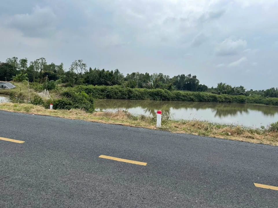 Đất mặt tiền Đường Trục Phát Triển Đông-Tây, Ngọc Tố, Mỹ Xuyên - 5021m², giá 3 tỷ - Đầu tư lý tưởng!