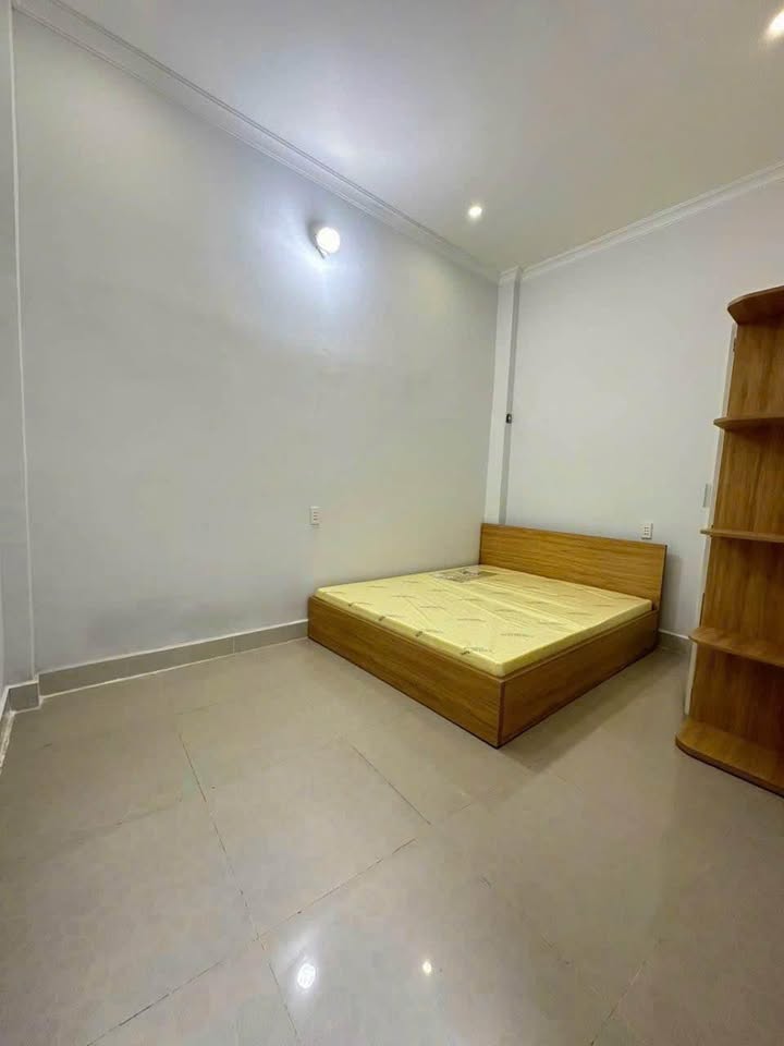 Nhà phố Gò Vấp 72m² giá thỏa thuận - Ngay nhà thờ Thạch Đà, 2PN!