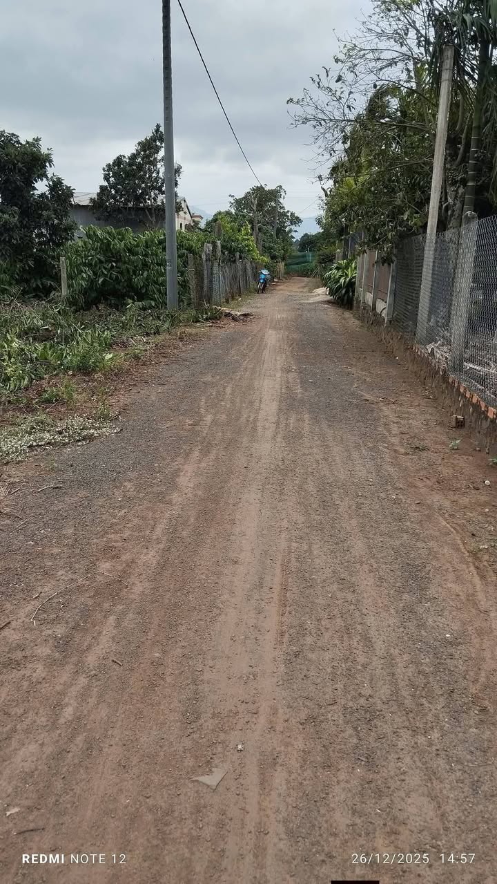 Đất thổ cư 500m² tại xã Ea Hu, Cư Kuin - Giá 560 triệu, vị trí đẹp gần trường học!