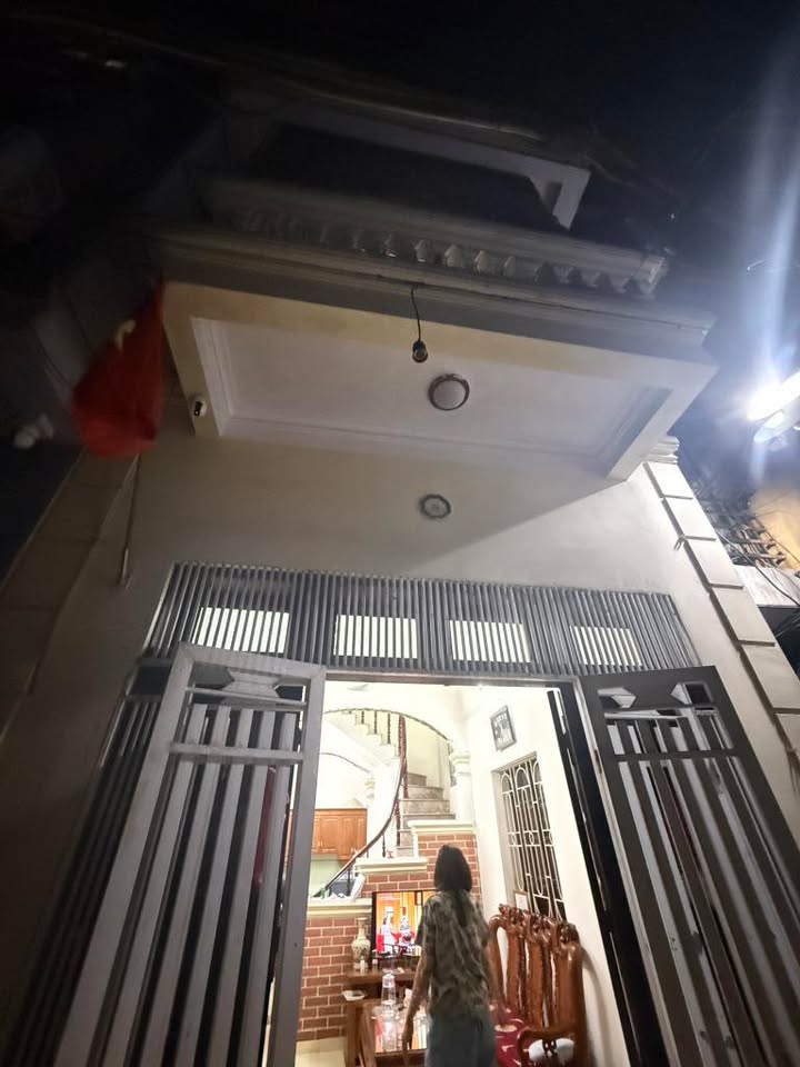 Nhà riêng Phúc La Hà Đông 35m² giá 6.6 tỷ - Lô góc thoáng sáng, gần chợ lớn!