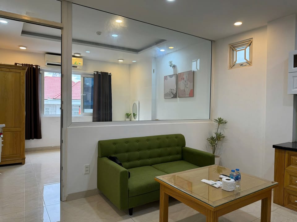 Căn hộ 1 phòng ngủ Hòa Hưng Quận 10 - Nội thất cao cấp, sẵn sàng vào ở!