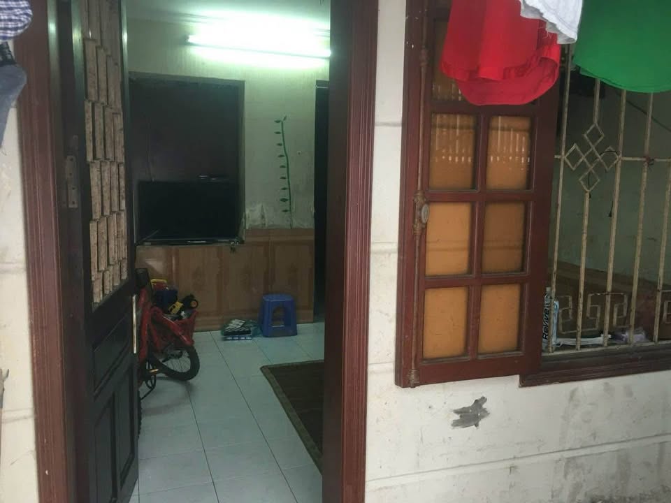 Căn hộ Tập thể Khương Thượng, Đống Đa 90m² - Sổ đỏ chính chủ, giao thông thuận lợi!