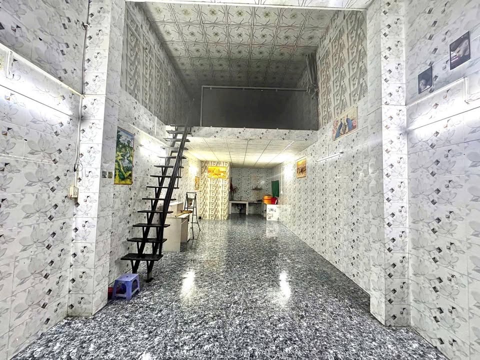 Nhà mặt tiền đường Tam Bình, Thủ Đức 112m² giá 13 triệu - Kinh doanh đa ngành nghề