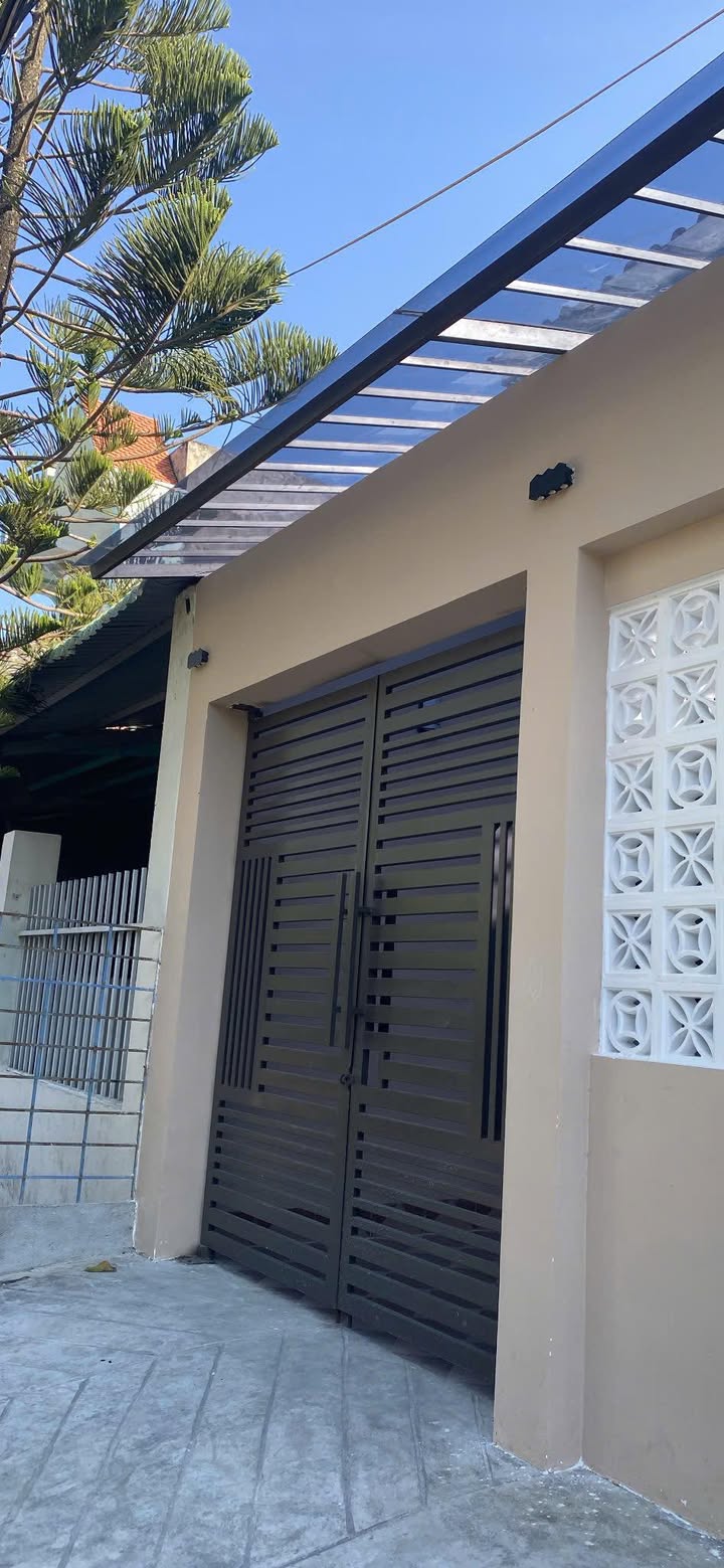 Nhà ở Phú Đông, Tuy Hòa 90m² giá 2.399 tỷ - Full nội thất, bán gấp!