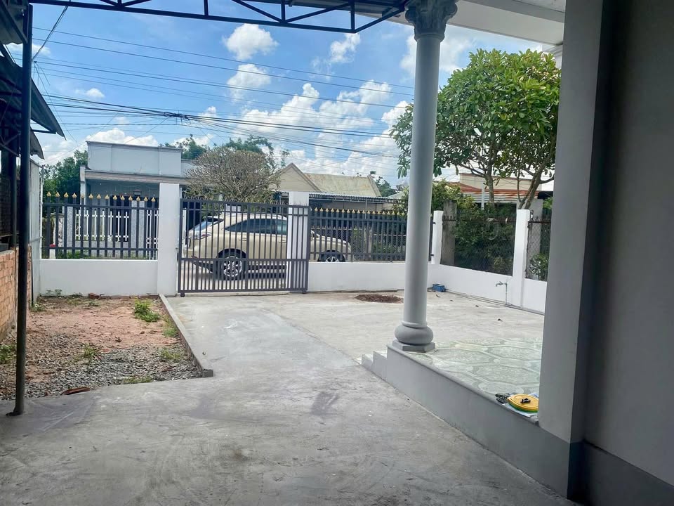 Nhà 9m x 44m tại Ngãi Giao, Châu Đức - Giá 2.3 tỷ, Sẵn sàng vào ở ngay!