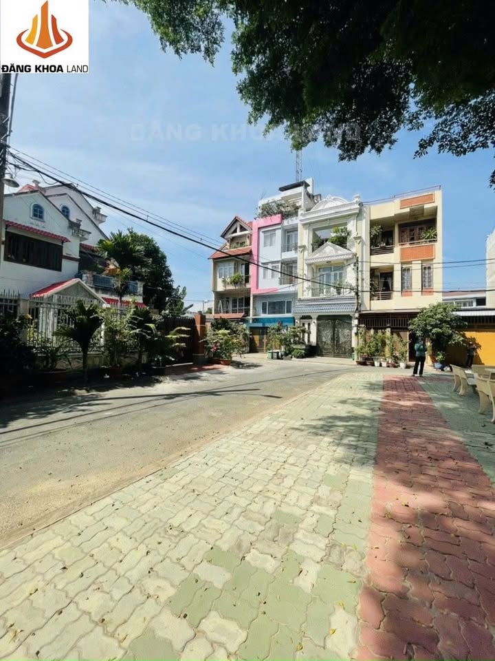 Nhà KDC Hải Sơn Thủ Đức 86.2m² giá 12 tỷ - Phong thủy đẹp, đối diện công viên!