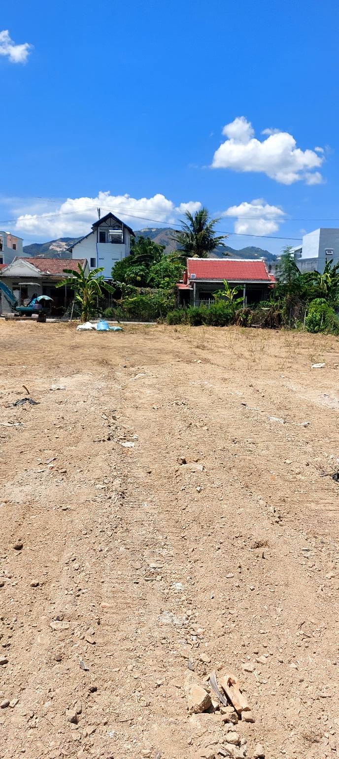 Đất Diên Điền, Diên Khánh 200m² giá 7x triệu - Cơ hội đầu tư hấp dẫn!