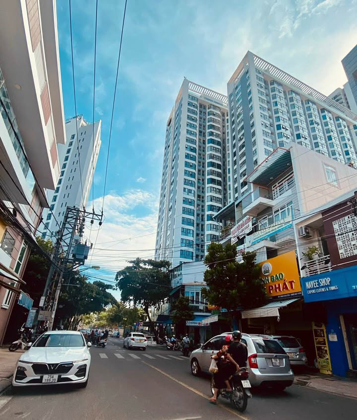 Nhà mặt tiền Tô Hiến Thành, Nha Trang 68m² giá 25 tỷ - Hàng hiếm tại khu phố Tây!