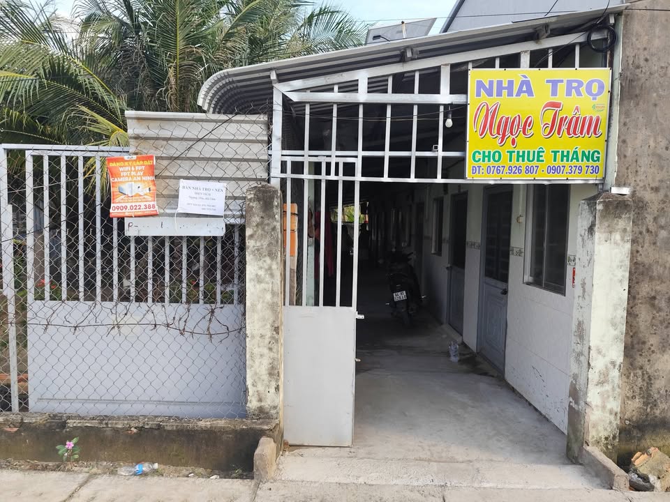 Bán nhà trọ 7 phòng + 1 nền trống tại đường Phan Văn Năm, Vĩnh Long - Dân cư đông đúc, đầu tư sinh lời!