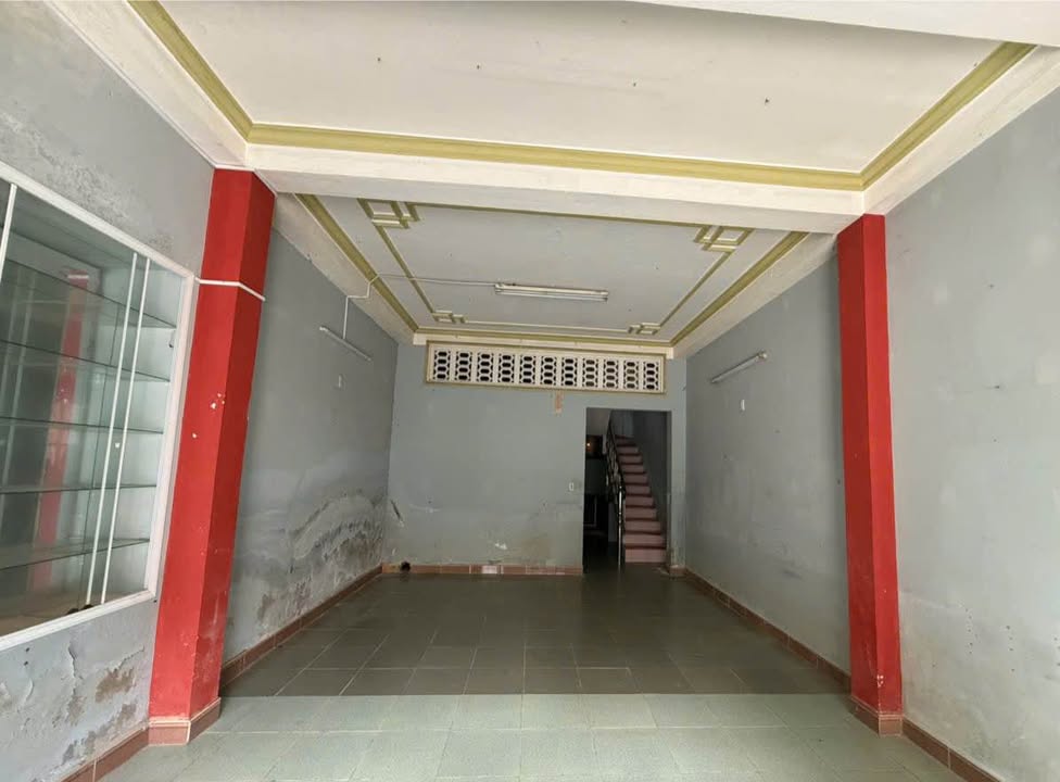 Nhà 2 tầng Mặt Tiền Hoàng Diệu, Tây Lộc, TP Huế 63m² giá 3 tỷ - Phù hợp kinh doanh!