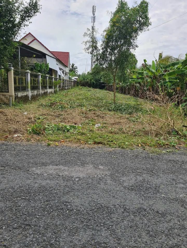 Đất mặt tiền đường huyện 16, Thới Tân, 750m² giá 2.1 tỷ - Cơ hội đầu tư hấp dẫn!