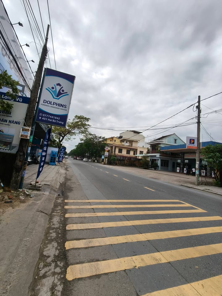 Nhà mặt tiền Hai Bà Trưng Hội An 140m² giá 12 tỷ - Cơ hội kinh doanh tuyệt vời!