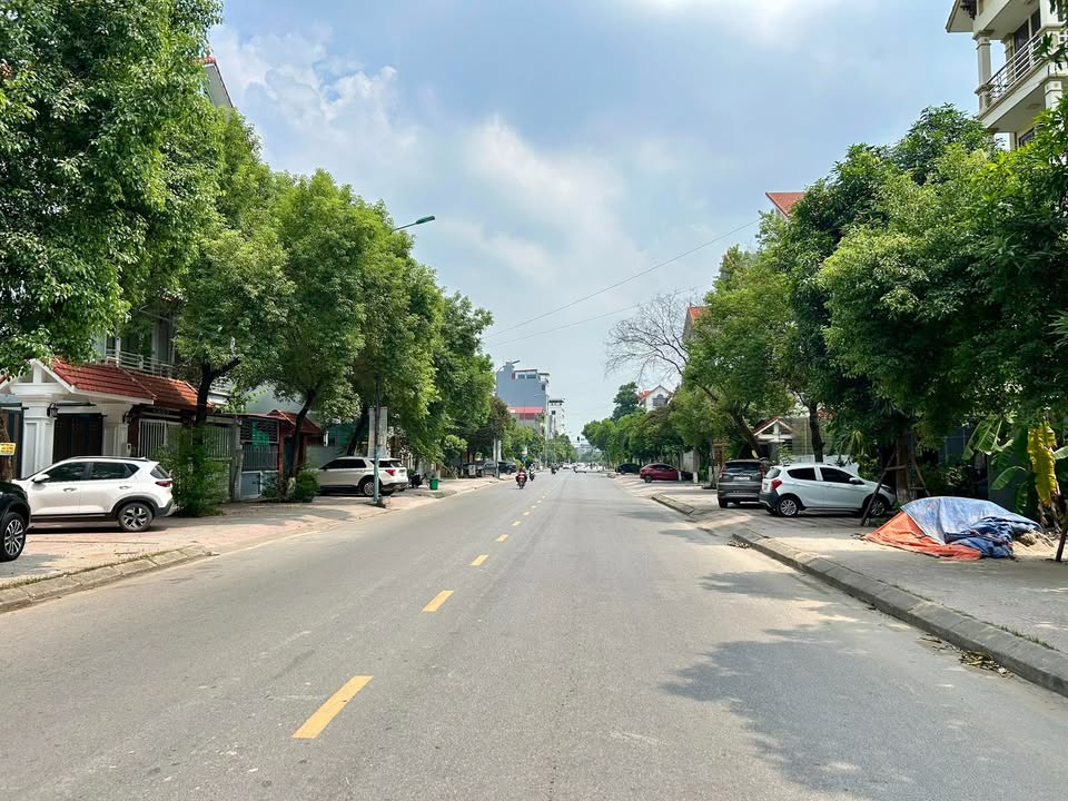 Biệt thự liên kề 4,5 tầng đường Nguyễn Quyền, Bắc Ninh - Giá tốt, vị trí đắc địa!