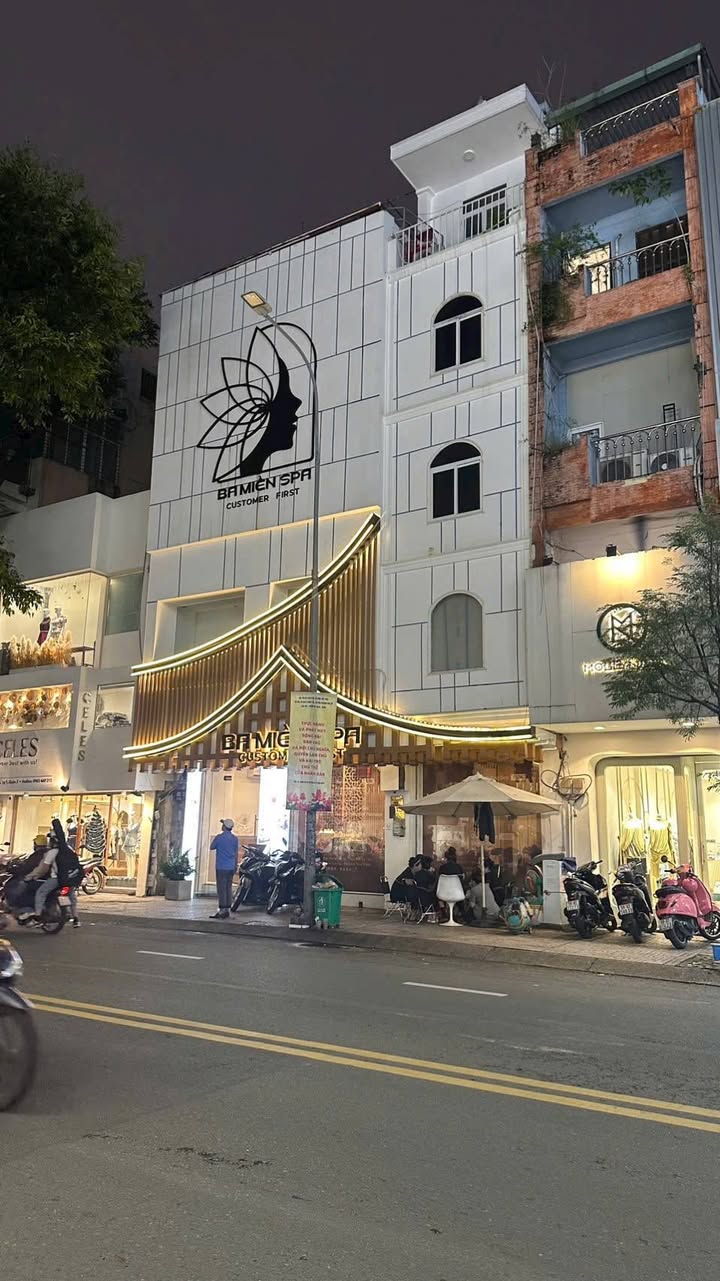 Bán mặt tiền Võ Văn Tần Quận 3, diện tích 144m², giá 95 tỷ - Đầu tư sinh lời ngay!