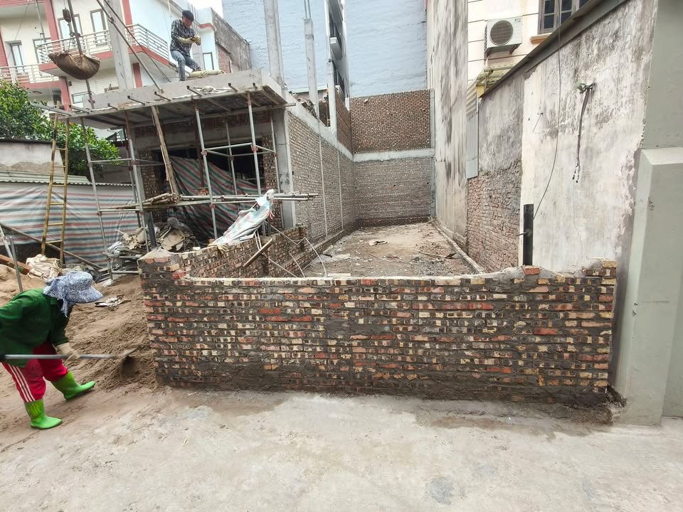 Đất nền P. Việt Hưng, Long Biên 60m² giá 8.5 tỷ - Ngõ thông thoáng, vị trí đắc địa!