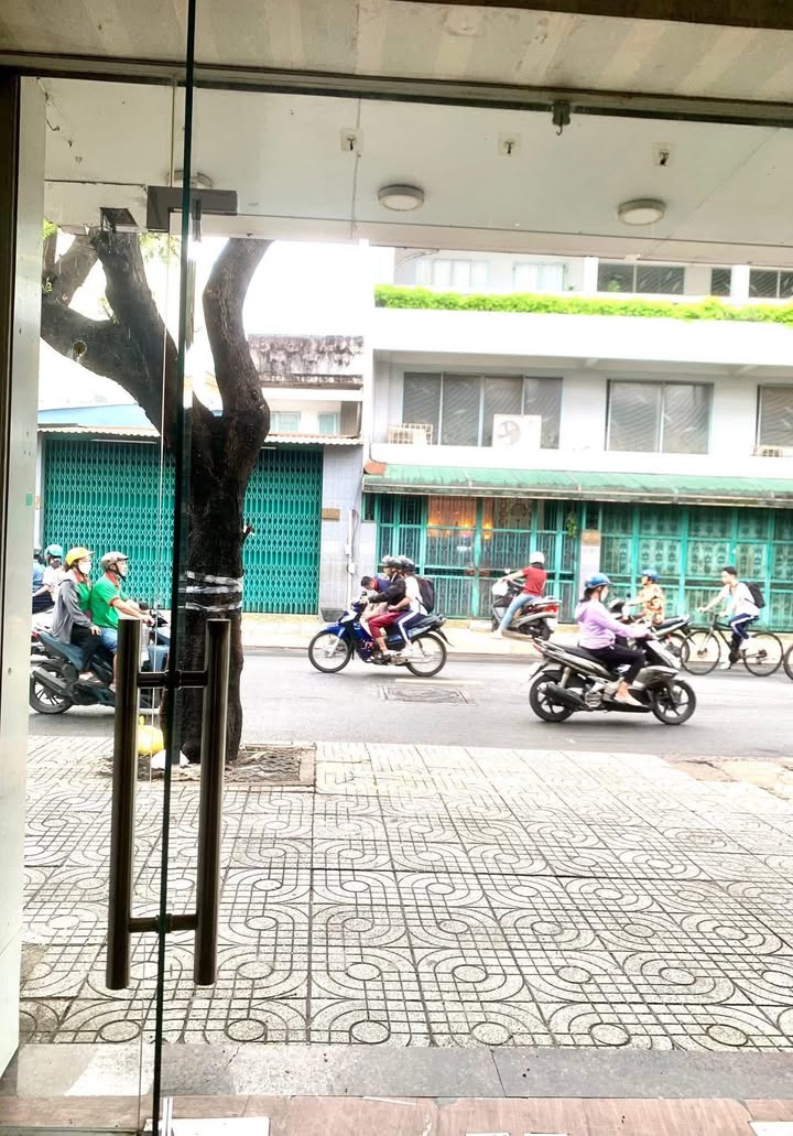 Cho thuê mặt bằng kinh doanh quận 6, diện tích 46m² giá 10 triệu - Vị trí đắc địa gần cầu Hậu Giang!