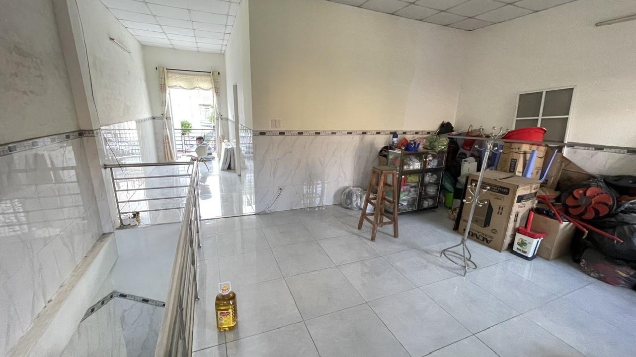Nhà bán Linh Xuân Thủ Đức 170m² giá 6.1 tỷ - Sổ hồng riêng, tiện ích đầy đủ!