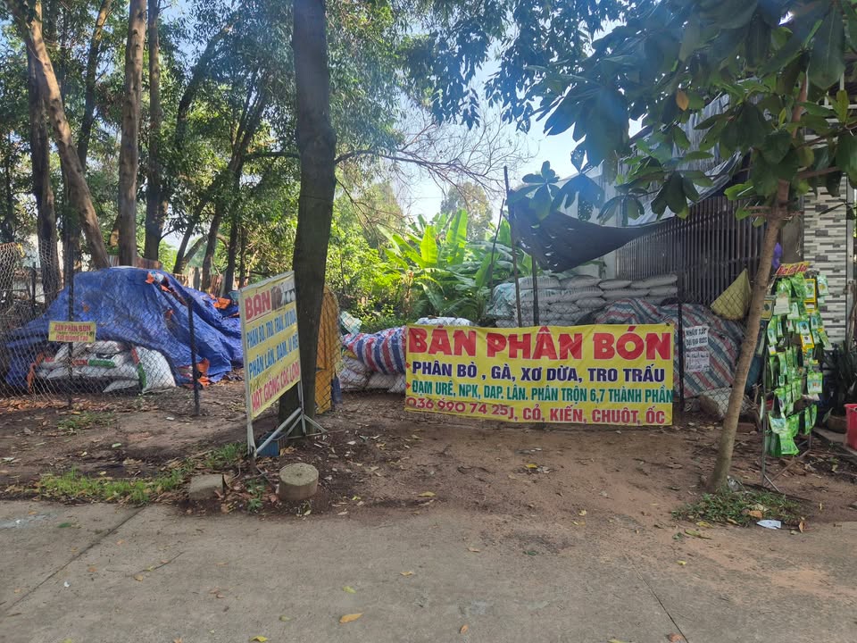 Đất nền Bến Cát 10m² giá 5.2 tỷ - Pháp lý rõ ràng, vị trí thuận lợi cho kho xưởng!