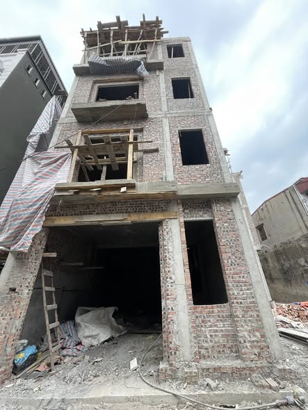 Nhà lô góc độc lập tại Đông Hải 1, Hải An 50m² giá 5.7 tỷ - Kinh doanh thuận lợi!