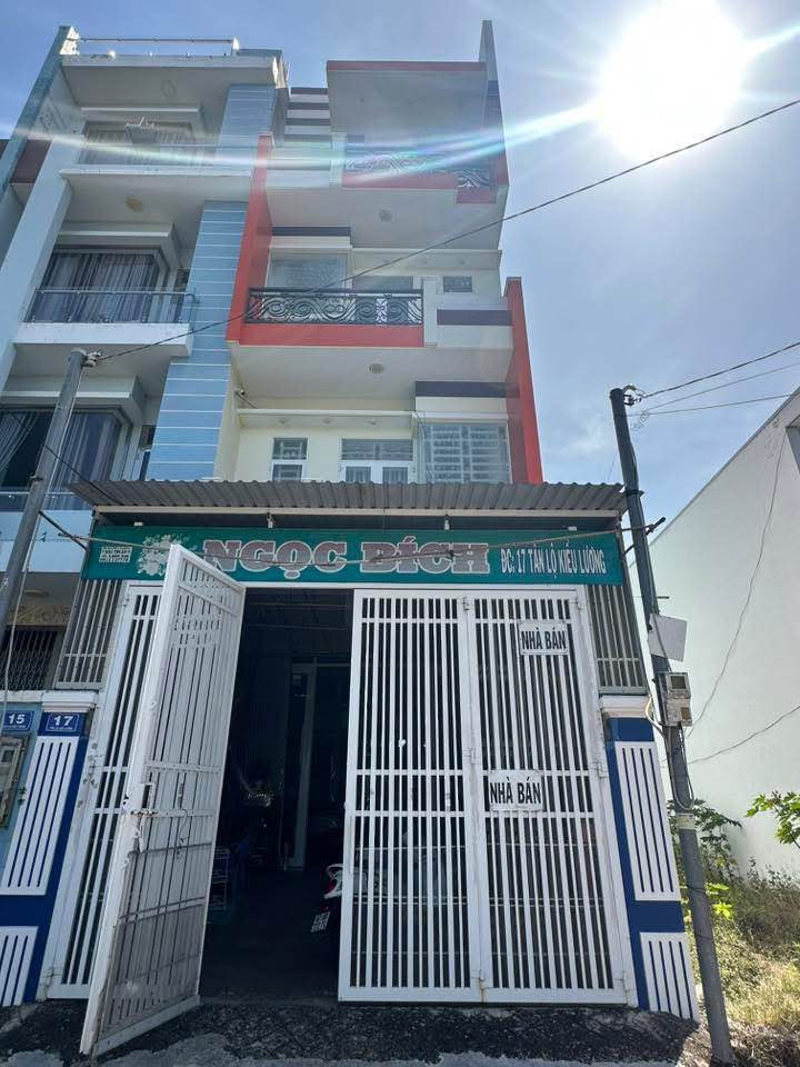 Nhà 4 tầng mặt tiền đường Tân Lộ Liều Lương, Châu Đốc, 105m² - Đầu tư sinh lời lý tưởng!