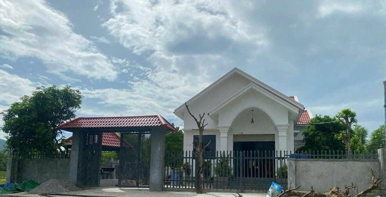 Nhà đẹp 200m² Cát Trinh, Phù Cát chỉ 1.6 tỷ - Dọn vào ở ngay!